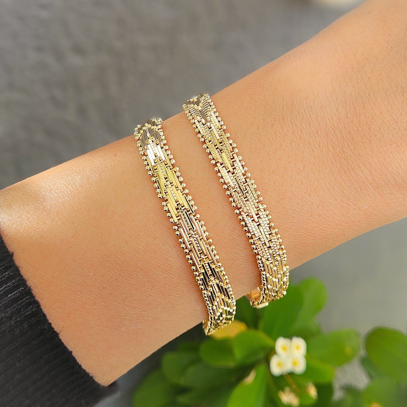 Altın Kaplama İnce Hasır V Model Bileklik