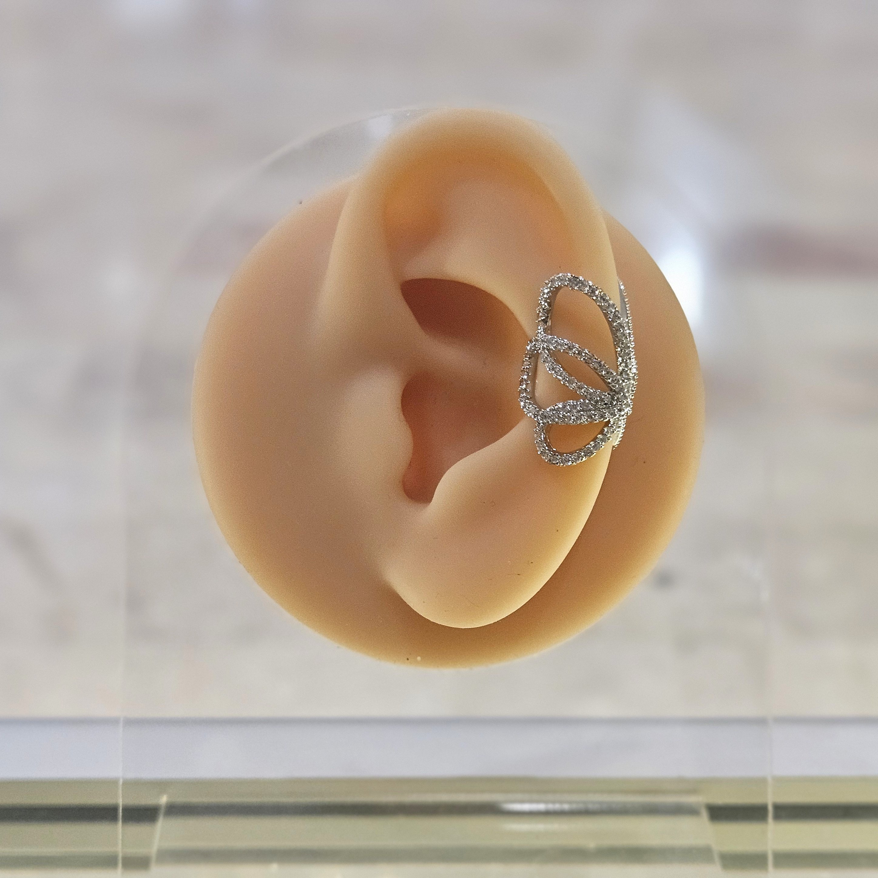 Taşlı Kelebek Model Silver Kıkırdak Küpe