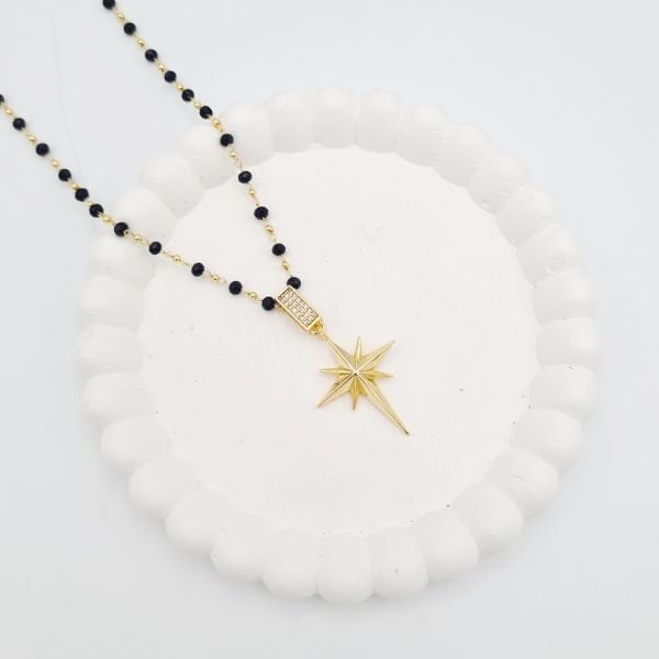 Kutup Yıldızı Boncukları Aralıklı Siyah Kolye
