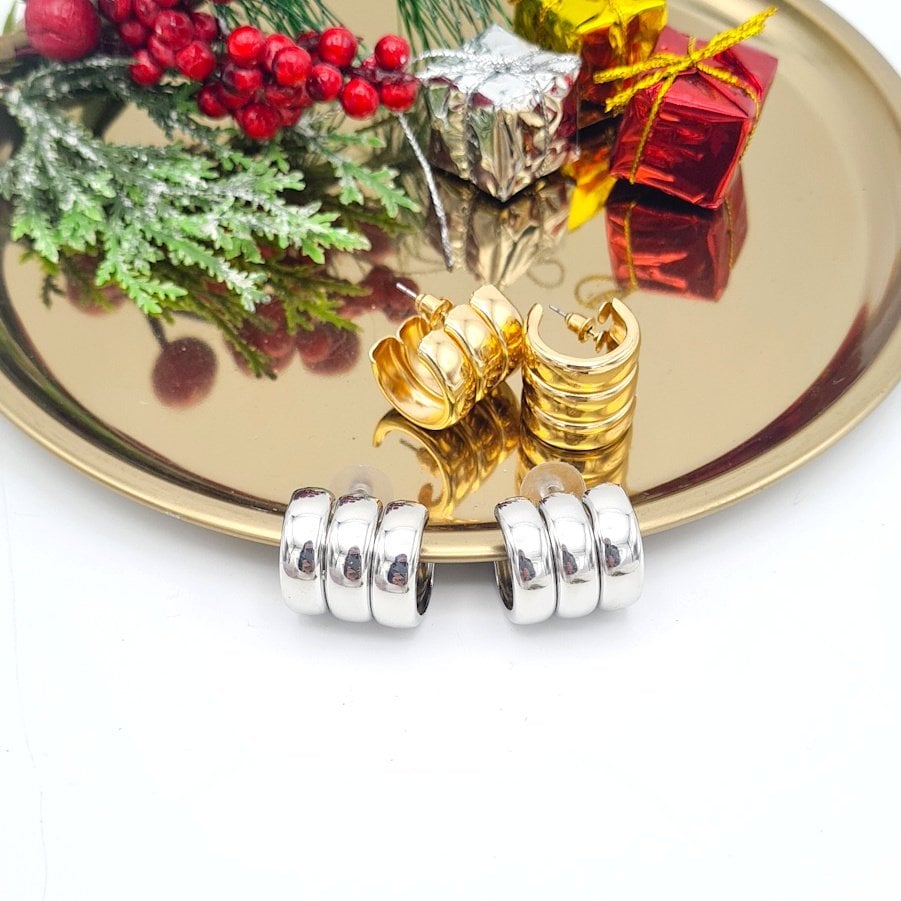 Üçlü Görünümlü Halka Küpe