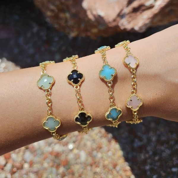 Çelik Cam Boncuklu İthal Marka Yonca Bileklik